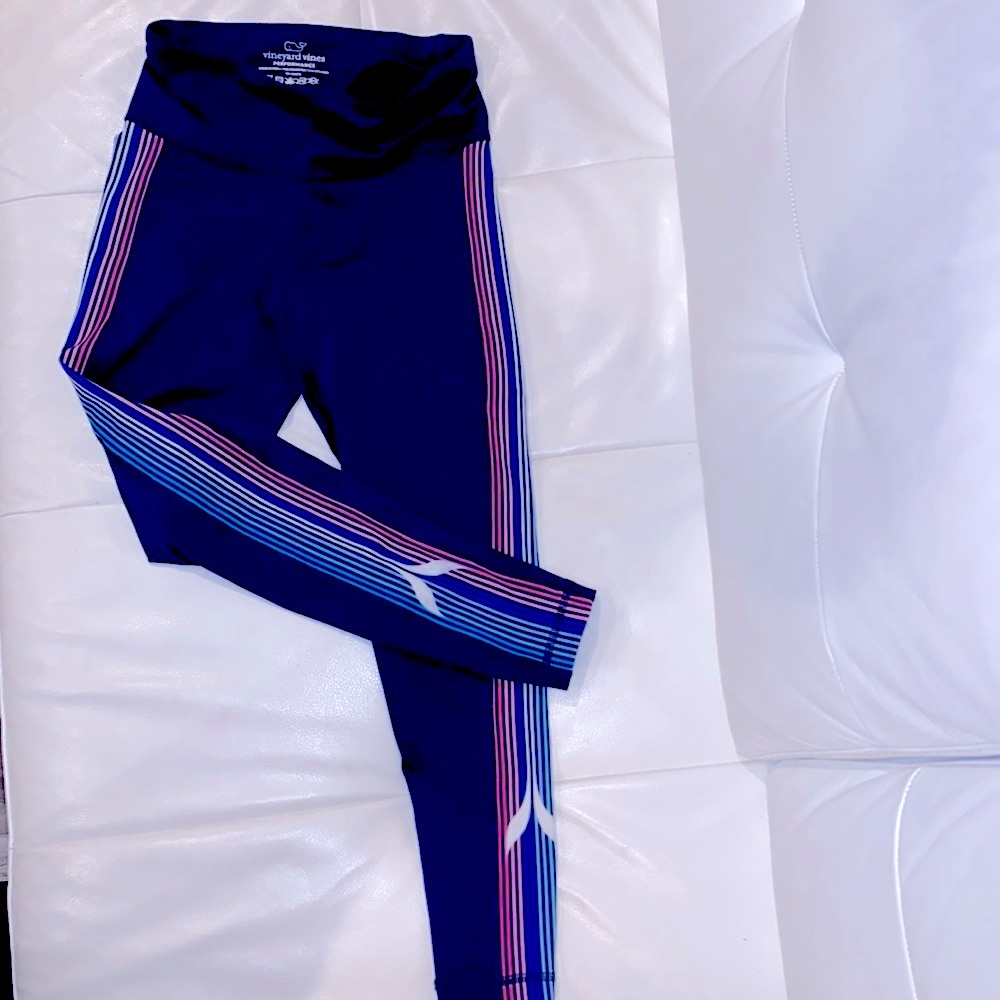 Fits 12-14 also! Vineyard Vines Performance Wear. Size XXS Women’s/ Kids 12. EUC
